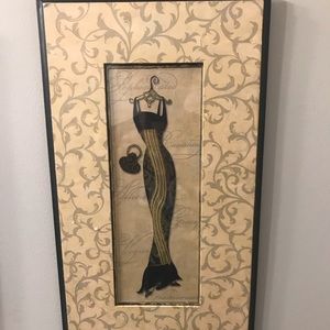 ‘Elegant Gowns’ 🖼 Picture Frame